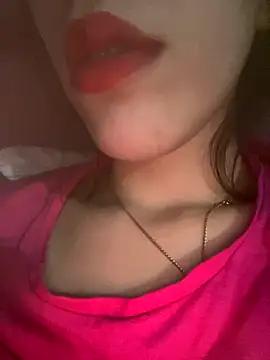 Mimisixo online show from 09-28-25, 04:23