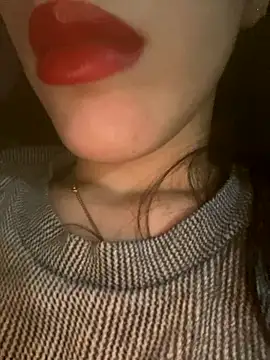 Mimisixo online show from 11-08-25, 11:25