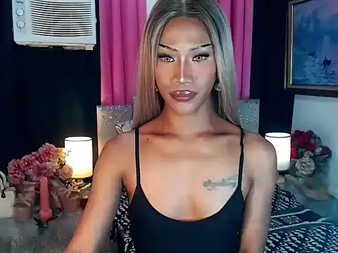 sassylatina online show from 06-12-26, 04:28