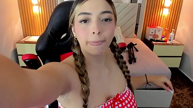 KYLIE JONES6 online show from 09-11-25, 02:55