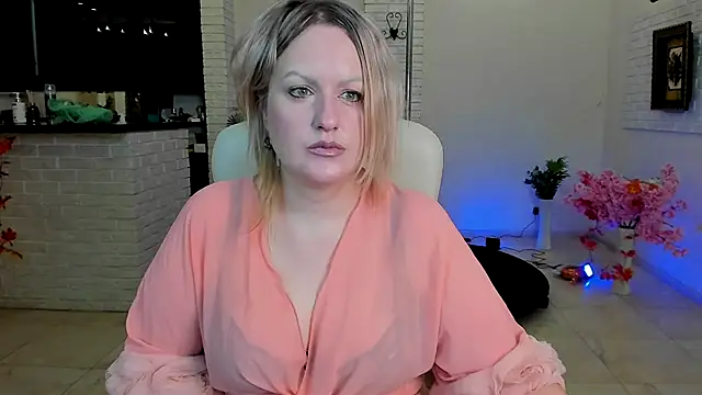 MariemLui online show from 11-27-25, 03:03