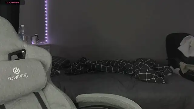 MelissaReis online show from 03-12-26, 08:42