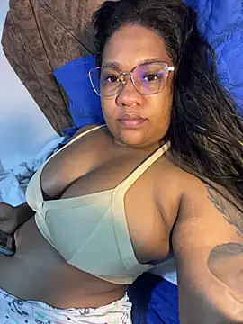Snapshot of Sam_Blue chatting on 07-08-26, 01:15 Sam Blue online show from 07-08-26, 01:15