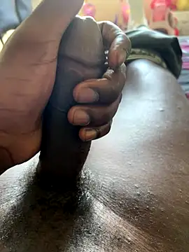 Snapshot of blablablackbi chatting on 09-09-25, 09:42 blablablackbi online show from 09-09-25, 09:42