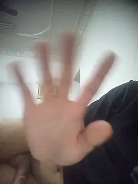 Snapshot of aA737y chatting on 10-12-25, 01:26 aA737y online show from 10-12-25, 01:26