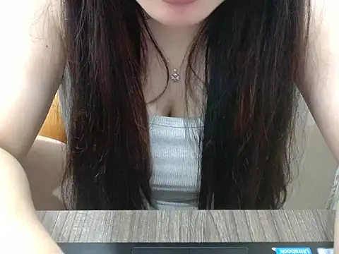 Snapshot of Zhi__2k6 chatting on 09-16-25, 05:03 Zhi 2k6 online show from 09-16-25, 05:03