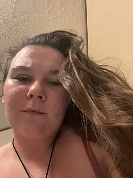 amiralily9 online show from 10-25-25, 03:36