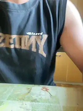 Snapshot of Llovlyboyyyy12 chatting on 06-23-26, 01:47 Llovlyboyyyy12 online show from 06-23-26, 01:47