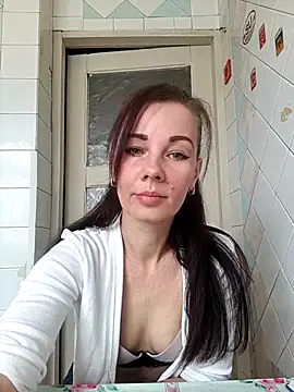 Snapshot of Adeline3302 chatting on 04-17-26, 12:19 Adeline3302 online show from 04-17-26, 12:19