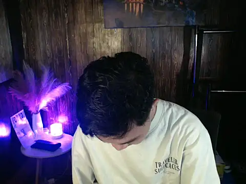 hotzachery online show from 11-04-25, 04:28