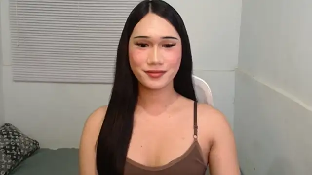 Leighs Celine online show from 02-21-26, 04:08