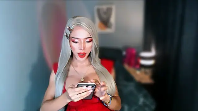 Snapshot of AiraCumSlut chatting on 05-15-26, 11:01 AiraCumSlut online show from 05-15-26, 11:01