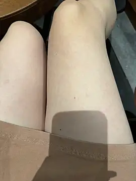 Meii-meyy online show from 06-21-26, 01:57