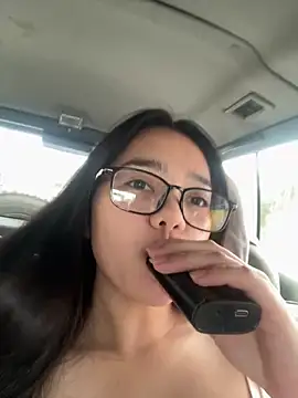 Snapshot of aaliyah_walker chatting on 02-12-26, 05:13 aaliyah walker online show from 02-12-26, 05:13