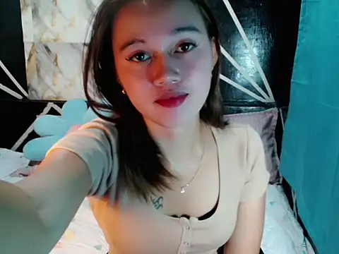 urgirl mikah online show from 12-04-25, 05:17