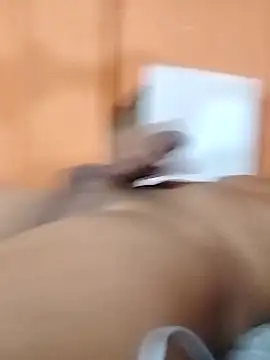 Snapshot of Albertmarc2 chatting on 04-02-26, 03:48 Albertmarc2 online show from 04-02-26, 03:48