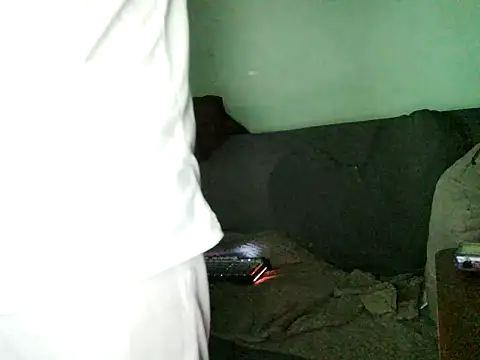 Snapshot of boyhigh1997 chatting on 02-03-26, 02:44 boyhigh1997 online show from 02-03-26, 02:44