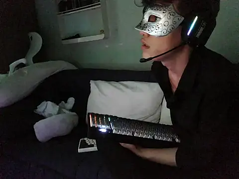 Snapshot of boyhigh1997 chatting on 03-23-26, 08:07 boyhigh1997 online show from 03-23-26, 08:07