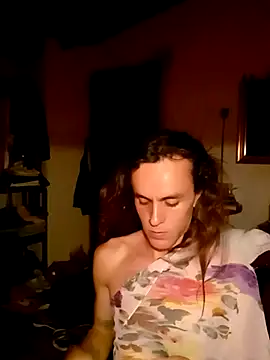 Snapshot of anaboleyn chatting on 01-15-26, 01:10 anaboleyn online show from 01-15-26, 01:10