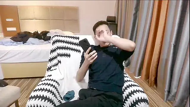 Snapshot of Tsia-Die chatting on 11-11-25, 06:13 Tsia-Die online show from 11-11-25, 06:13