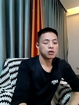 Snapshot of Tsia-Die chatting on 12-18-25, 08:09 Tsia-Die online show from 12-18-25, 08:09