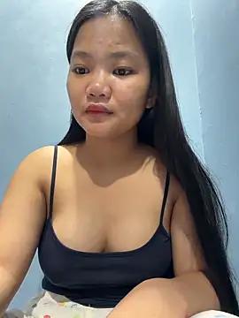 Snapshot of princess_janine chatting on 06-17-26, 10:39 princess janine online show from 06-17-26, 10:39