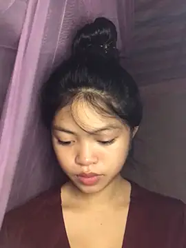 Thy00   online show from 10-10-25, 03:05