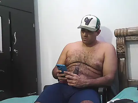 morenocabro10 online show from 09-30-25, 03:22