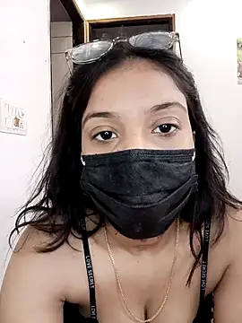 Cute Rakhi8 online show from 12-01-25, 05:01