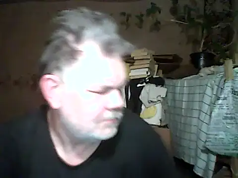 Snapshot of A1B3- chatting on 01-05-26, 05:27 A1B3- online show from 01-05-26, 05:27