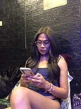 HOTkendraCumXxx online show from 04-03-26, 01:09