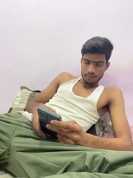 Snapshot of funny_sexxx chatting on 05-25-26, 11:27 funny sexxx online show from 05-25-26, 11:27