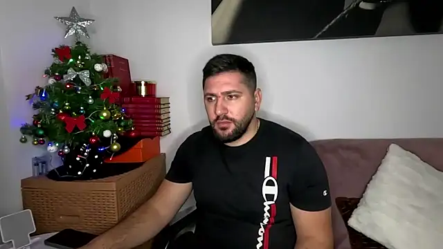 Gold Alpha Boy online show from 12-01-25, 10:42