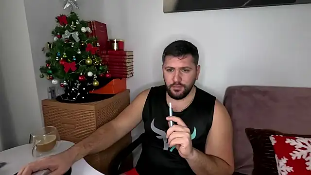 Gold Alpha Boy online show from 12-03-25, 10:24