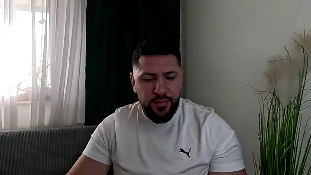 Gold Alpha Boy online show from 02-10-26, 12:31