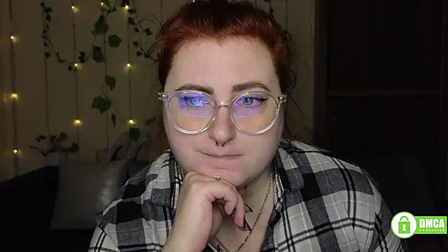 Snapshot of Alicia_love00 chatting on 03-05-26, 06:31 Alicia love00 online show from 03-05-26, 06:31