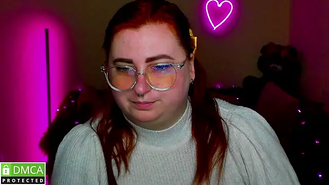 Snapshot of Alicia_love00 chatting on 03-12-26, 06:30 Alicia love00 online show from 03-12-26, 06:30