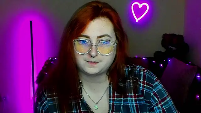 Snapshot of Alicia_love00 chatting on 03-24-26, 06:29 Alicia love00 online show from 03-24-26, 06:29