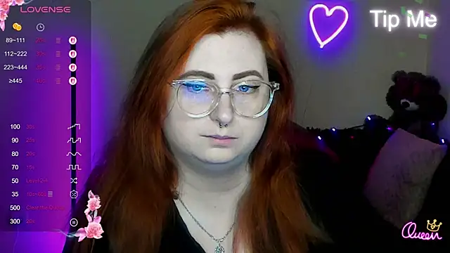 Snapshot of Alicia_love00 chatting on 03-30-26, 05:30 Alicia love00 online show from 03-30-26, 05:30