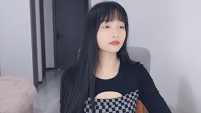 Snapshot of Lisa-3333 chatting on 12-22-25, 01:41 Lisa-3333 online show from 12-22-25, 01:41