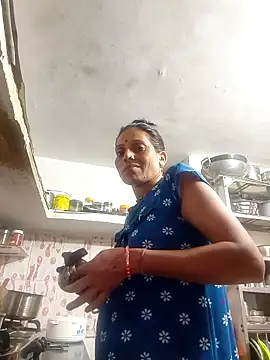 ISHANI-SINGH online show from 04-01-26, 03:31