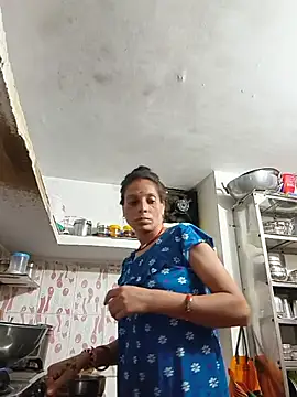 Snapshot of ISHANI-SINGH chatting on 06-05-26, 02:34 ISHANI-SINGH online show from 06-05-26, 02:34