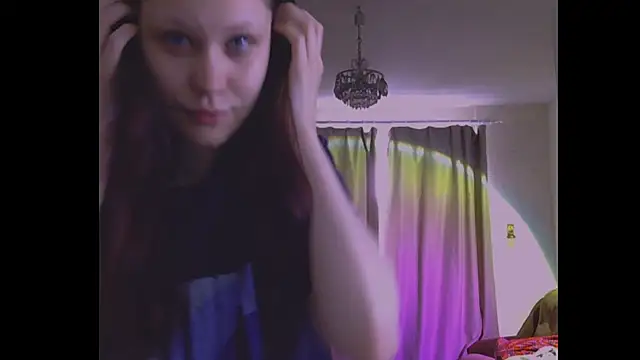 Snapshot of Lunliss chatting on 07-05-26, 01:07 Lunliss online show from 07-05-26, 01:07