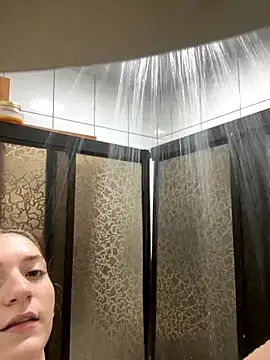 Snapshot of SafadaJS chatting on 11-23-25, 04:23 SafadaJS online show from 11-23-25, 04:23