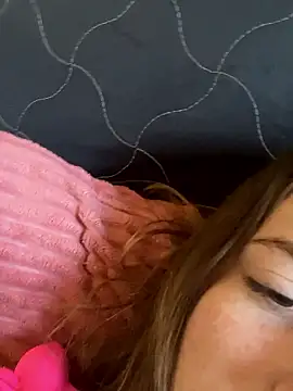 Snapshot of SafadaJS chatting on 01-15-26, 01:26 SafadaJS online show from 01-15-26, 01:26