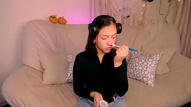 CindySparkl online show from 10-23-25, 03:50