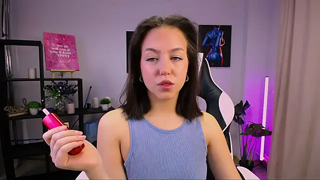 CindySparkl online show from 11-19-25, 04:56