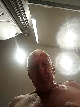 Snapshot of Solek56 chatting on 12-14-25, 07:07 Solek56 online show from 12-14-25, 07:07