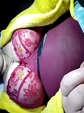 Snapshot of Hnonasix89 chatting on 02-03-26, 10:26 Hnonasix89 online show from 02-03-26, 10:26