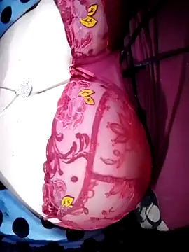 Snapshot of Hnonasix89 chatting on 02-17-26, 01:29 Hnonasix89 online show from 02-17-26, 01:29